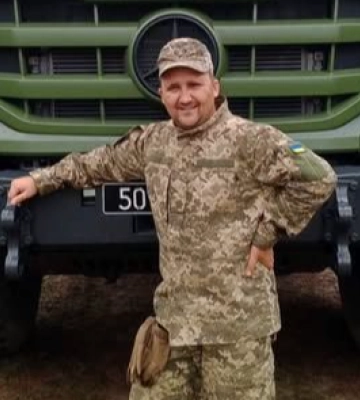 Багато місяців вважався зниклим безвісти: «на щиті» на Волинь повертається Герой Іван Фіщук