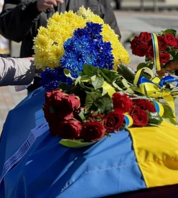 Рівне попрощалося з вчителем-воїном із Луганщини – Андрієм Головченком (ВІДЕО)