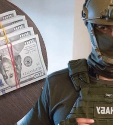 Правоохранители разоблачили на взятке начальника управления СБУ в Полтавской области и его подчиненного