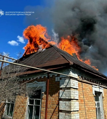 Війська РФ майже 20 разів за день били по Нікопольському району Дніпропетровщини: загинув чоловік