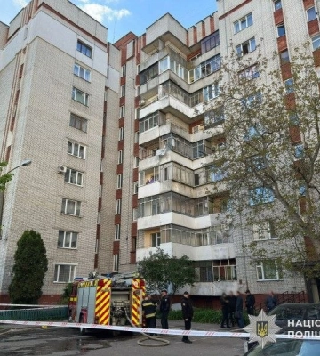 Вибух і пожежа в багатоповерхівці у Львові спричинені гранатою