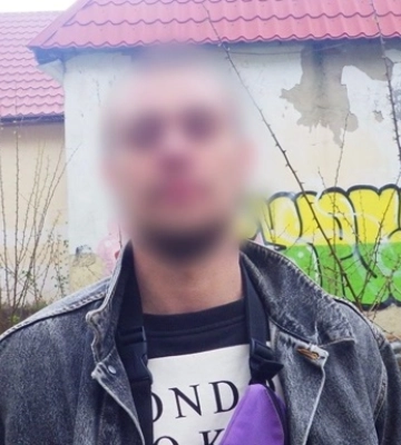 В Киеве мужчина с пистолетом угрожал прохожим