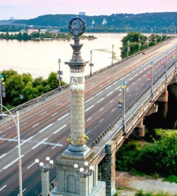 Аварійний міст Патона у Києві готують до ремонту: що відомо