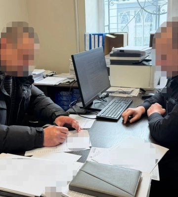 Втручалися в «Оберіг» і «знімали» з мобілізації. ДБР викрило посадовців ТЦК