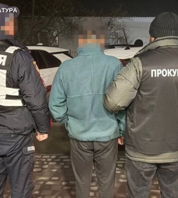 На Хмельнитчине отчима подозревают в изнасиловании малолетней падчерицы