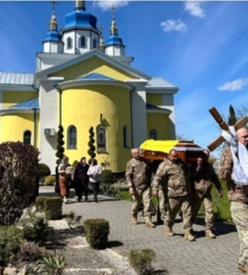 У Луцькому районі попрощались із 31-річним Героєм Олександром Зіпертом 