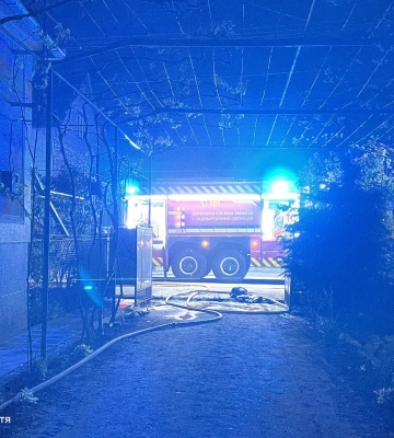 У Мукачеві під час пожежі 54-річний чоловік отруївся чадним газом