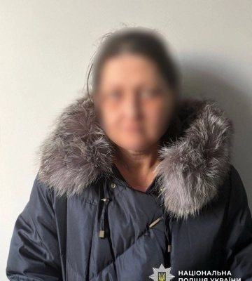 На Київщині чоловіка та жінку підозрюють у збуті наркотиків та боєприпасів, - поліція
