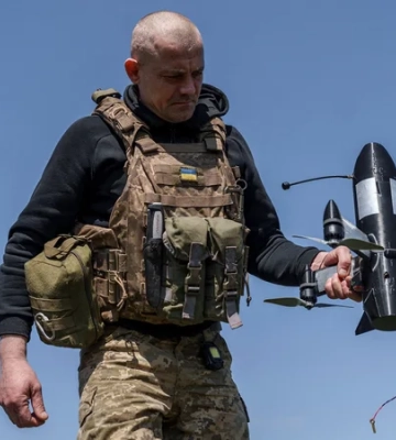 Зеленский встретился с военнослужащими ВМС и объявил о создании новой бригады противоминных кораблей и Военно-морской академии в&amp;hellip;