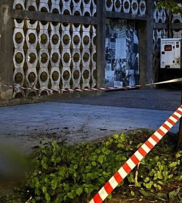 Трагедія в центрі Львова: з вежі Ратуші вистрибнув іноземець, - ФОТО