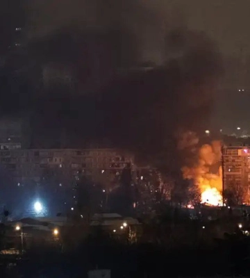 Харьков подвергся вражеской атаке, удары вызвали пожары, есть пострадавшая