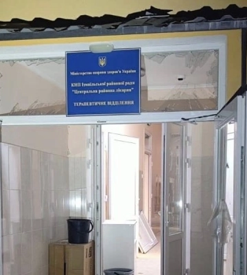 Уночі Росія знову атакувала Одещину: виникли пожежі в житлових будинках і зруйноване приймальне відділення лікарні