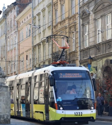 У суботу два трамваї у Львові півтори години курсуватимуть зі змінами