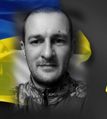 Ізмаїл проститься з солдатом Олександром Бондарчуком, який загинув у Дніпропетровській області