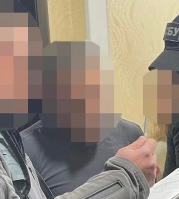 ДБР викрило схему для дезертирів під назвою "Таксі для військових 24/7 Запоріжжя"