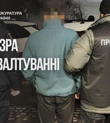 На Хмельниччині заґратовано нелюда, який кілька разів зґвалтував маленьку падчерку