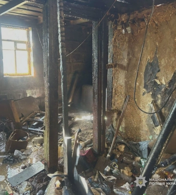 На Харківщині чоловік через ревнощі підпалив будинок своєї співмешканки 
