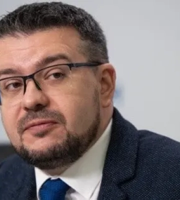 Пантеон выдающихся украинцев могут построить у Днепра в Киеве