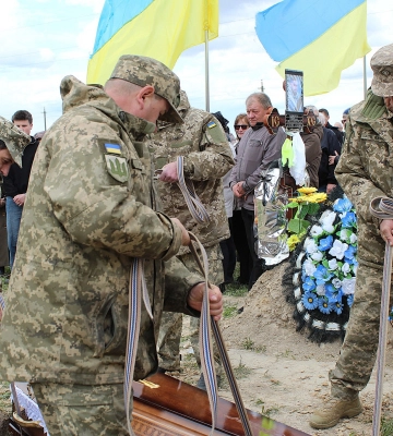 На Волині в останній земний шлях провели захисника Андрія Климюка 