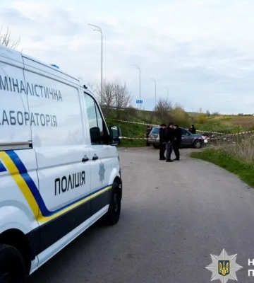 В Ровенской области мужчина из автомата стрелял в работников ТЦК и полицейского