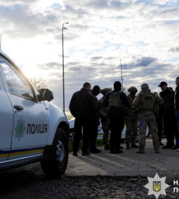 На Рівненщині чоловік відкрив вогонь по по групі оповіщення військових та правоохоронцях: його розшукують (ФОТО)