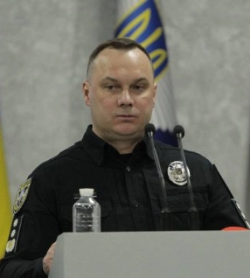Перед терактом вистрілив у сусіда й підпалив квартиру. Поліція розповіла деталі про стрільця в Києві