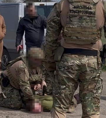 Наводив дрони по Дніпропетровщині: СБУ затримала ворожого агента