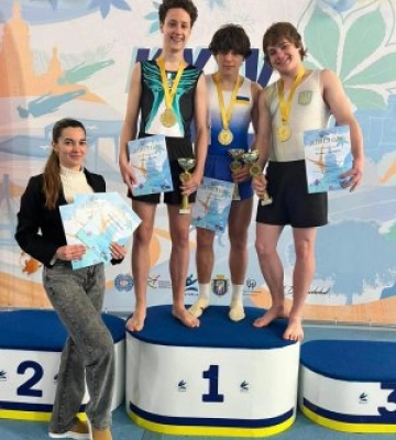Миколаївські спортсмени - чемпіони всеукраїнських змагань зі стрибків на акробатичній доріжці