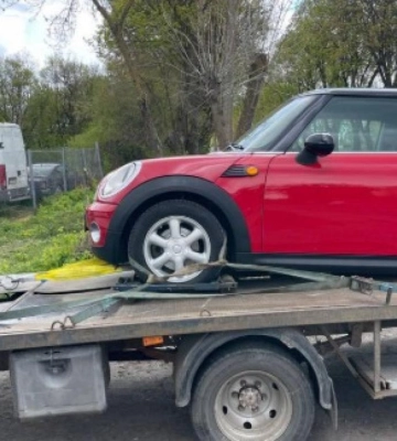 У Рівному евакуювали автівки водіїв, які припаркували їх із порушеннями (ФОТО)