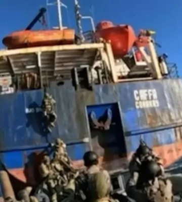 Швеция может передать Украине подсанкционное судно РФ