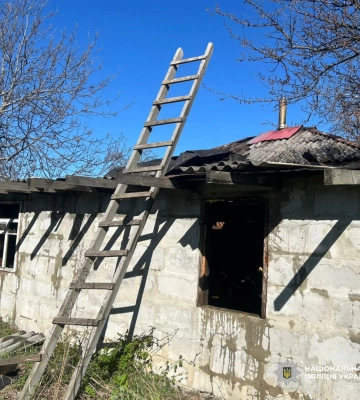 На Харківщині повідомлено про підозру чоловіку, який у припадку ревнощів підпалив будинок