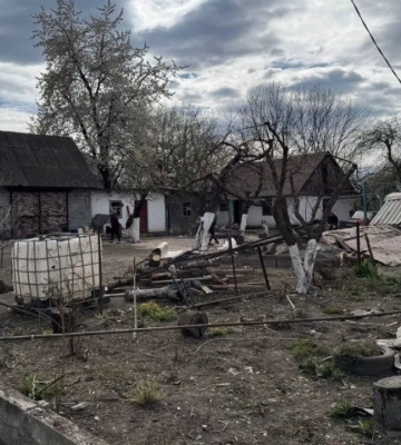 Удень РФ атакувала Одеський район безпілотниками: пошкоджено дах торговельного центру