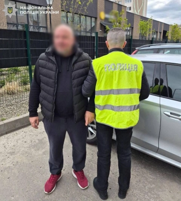 Поліцейські спецоперацію оголосили в Києві — затримали стрілка