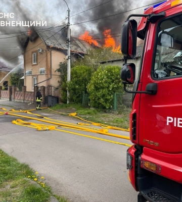 У Рівному під час повітряної атаки пошкоджено житловий будинок