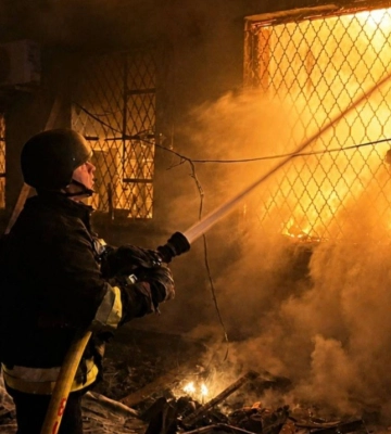 Унаслідок нічної атаки на портову інфраструктуру Одещини пошкоджений склад