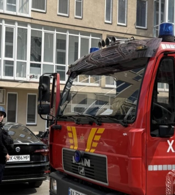 Дрони влучили одразу в чотири АЗС та будинок у Харкові: є поранені