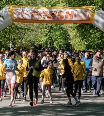 У Львові відбувся благодійний забіг на підтримку важкохворих дітей