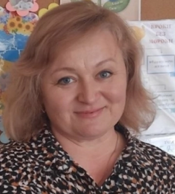 «Люблю те, що роблю»: історія вчительки з Волині, що навчає серцем і повертає інтерес до школи 
