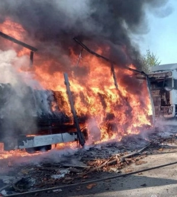 Росіяни вдарили біля АЗС на Дніпропетровщині: шестеро поранених, згоріла вантажівка