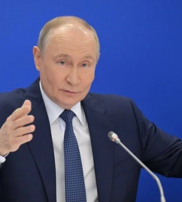 Путін у «катастрофічній ситуації». Дипломат оцінив ризики для Кремля перед 9 травня