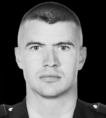 Передчасно зупинилося серце 34-річного поліцейського з Волині Дмитра Домріна