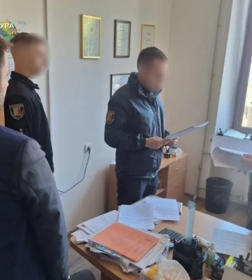 Миллионные убытки на земле: в Ужгороде раскрыли схему в горсовете