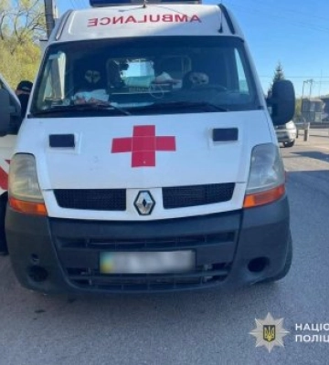 На Закарпатті "ухилянтів" до кордону везли "швидкою" за $14000 (ФОТО)