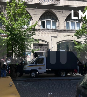Суд у справі вбивства Ірини Фаріон відклали через повідомлення про замінування