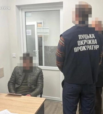 В Луцке задержали чиновника горсовета за взятку в $30 тыс.