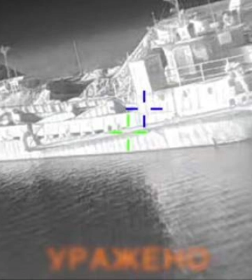 Воины ГУР поймали самолет Бе-12 "Чайка", три катера и судно обеспечения оккупантов в Крыму