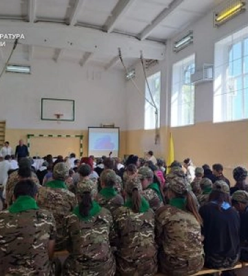 «Легкі гроші» чи пастка спецслужб? На Берегівщині школярів вчили розпізнавати вербувальників в мережі