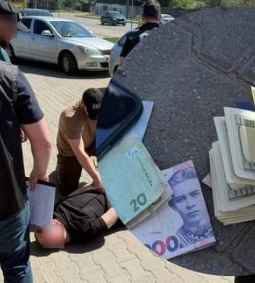 СБУ затримала керівника Житомирського обласного ТЦК, який "заробляв" на мобілізації