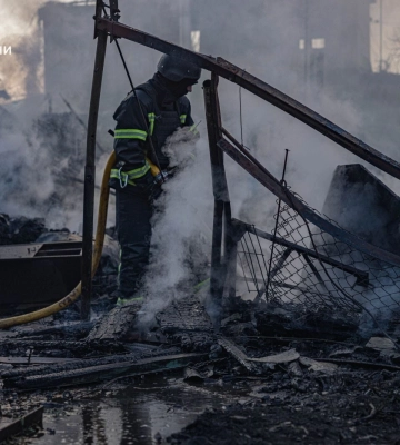 Російський дрон атакував цивільне авто на Сумщині, загинула пасажирка та постраждав чоловік – ОВА