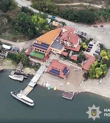 На Хмельниччині бізнесмен незаконно привласнив за забудував прибережні землі, - поліція